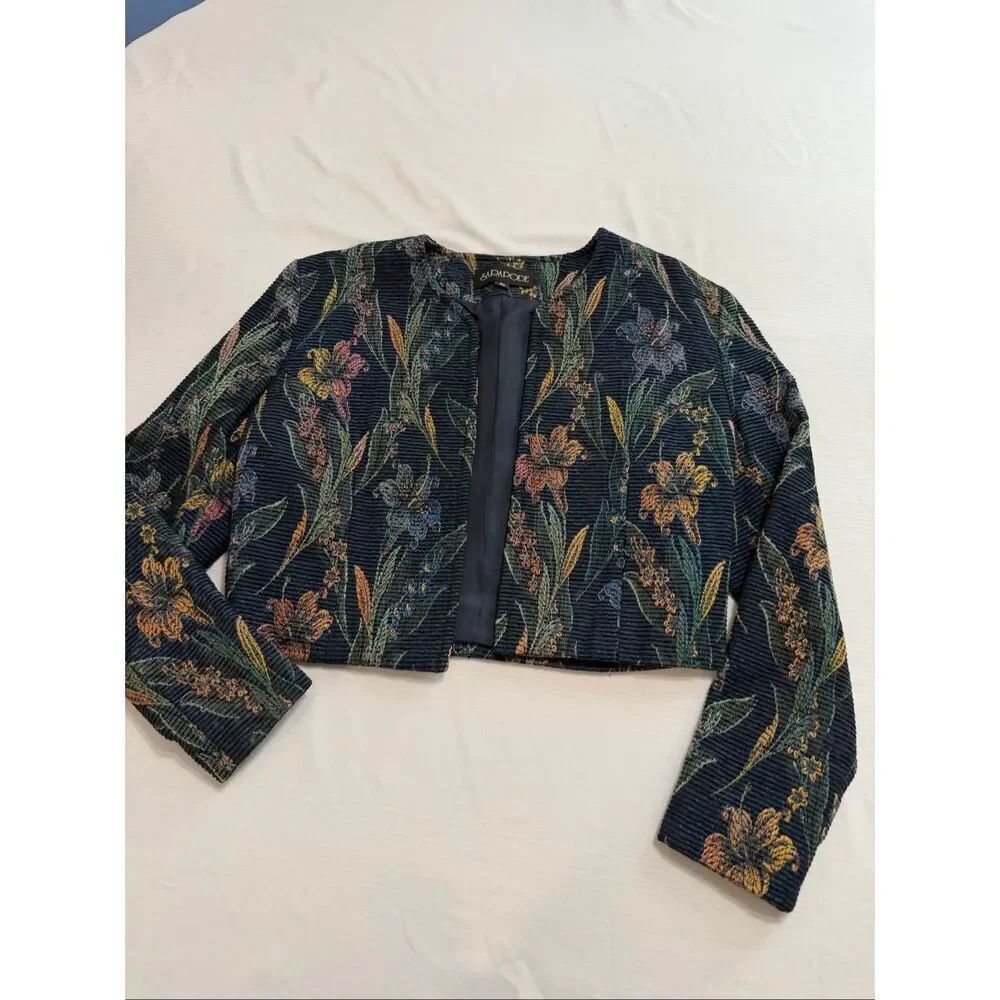 SARAPODE Women’s Vintage Floral Cropped Tapestry Jacket Size 40 - Picture 2 of 14